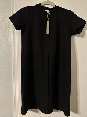 Copper Key Black Short-Sleeve Mini Shift Dress